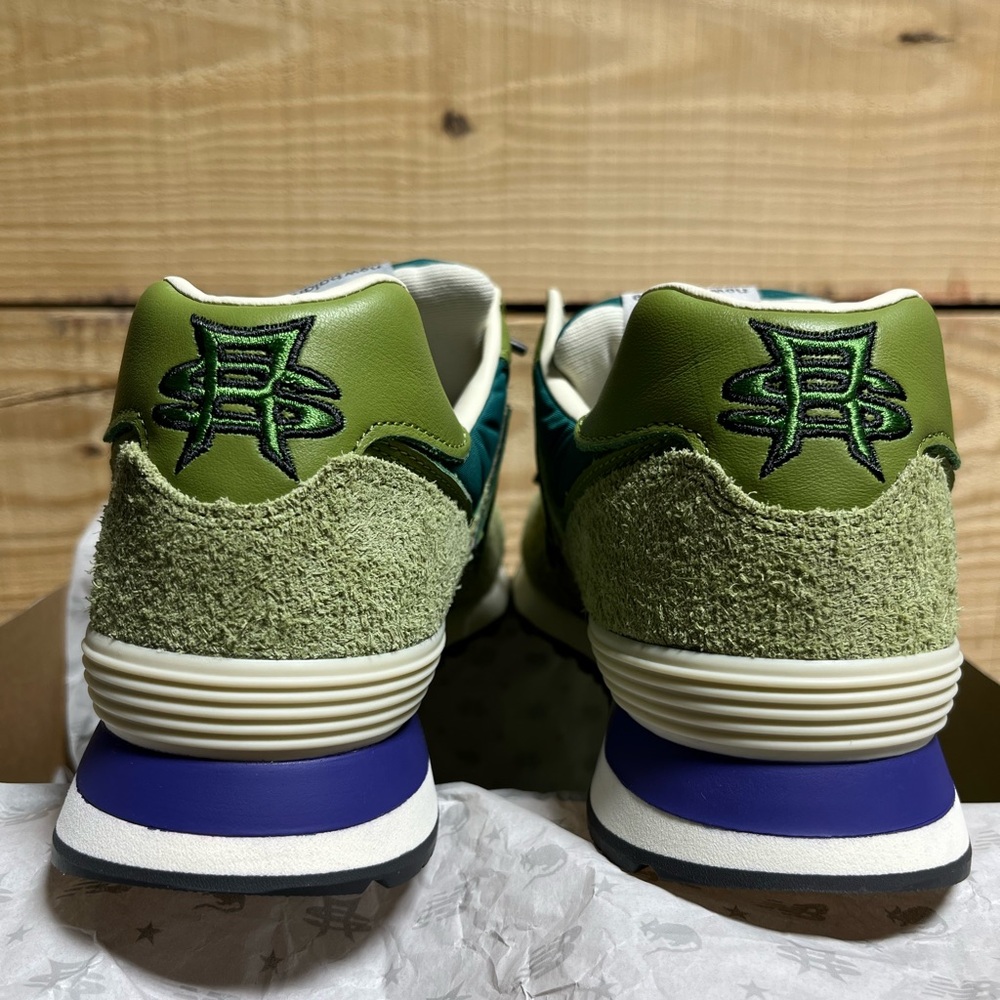 New Balance Green Lime Teal Suede Sneakers - Picture 6 of 6